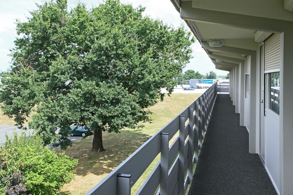 Campanile Angers Ouest - Beaucouze Ξενοδοχείο Εξωτερικό φωτογραφία